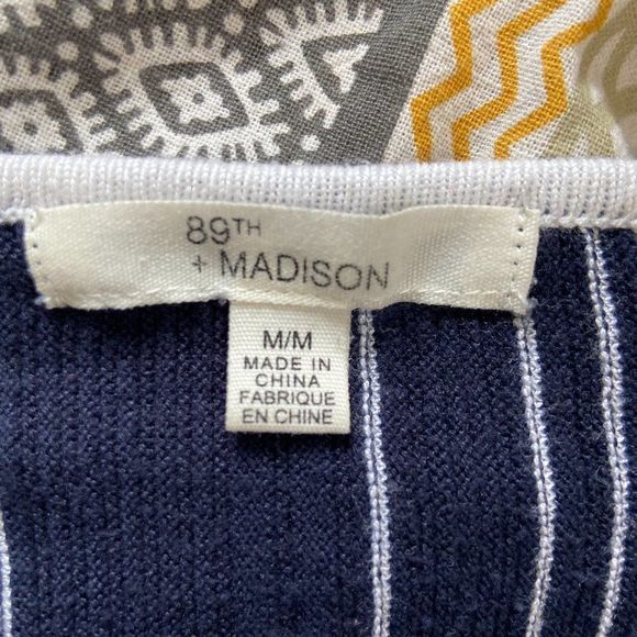 89th & MADISON Blue & White Lines Scoop Neck‎ - Picture 6 of 9